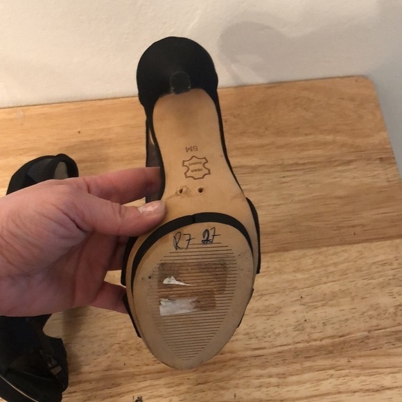 Glint Gillian Black Sequin and Satin Heels Size 6 - Picture 7 of 12